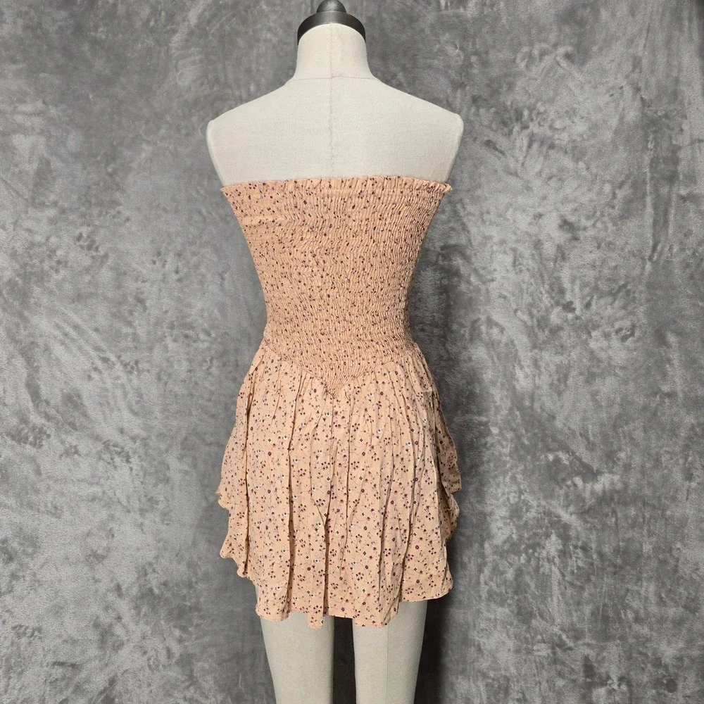 Blue Life Romper Womens S Peach Floral Smocked Strapless Boho Cottage Dainty - Picture 4 of 14